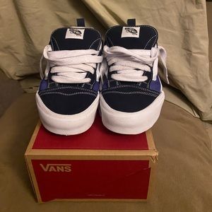 Knu Sokol Vans